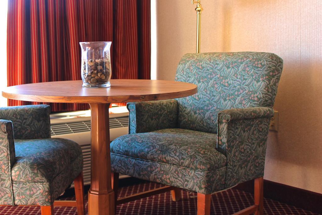 Regency Inn Richmond Dumbarton Luaran gambar